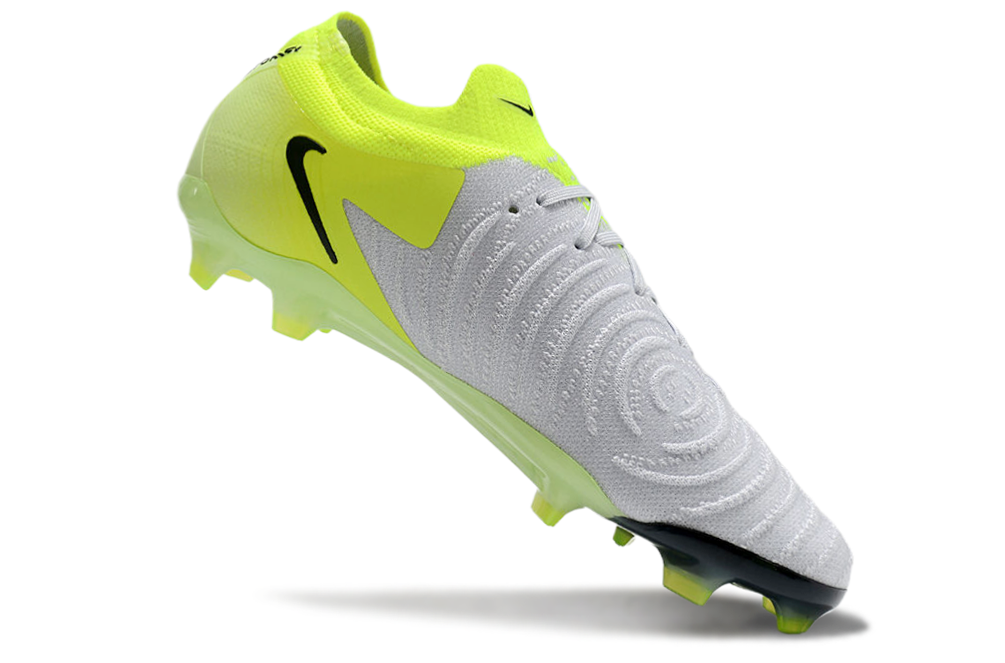 Chuteira Nike Phantom GX II FG
