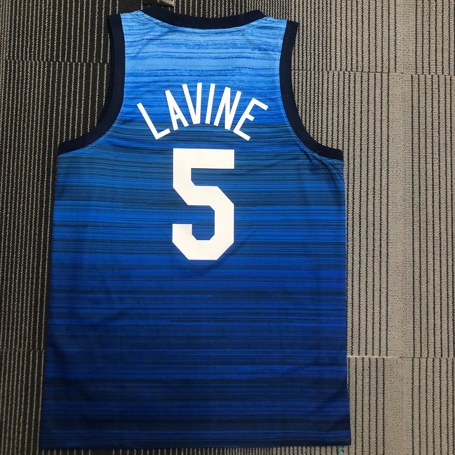 Regata Seleção Americana de Basquete Azul Lavine 5