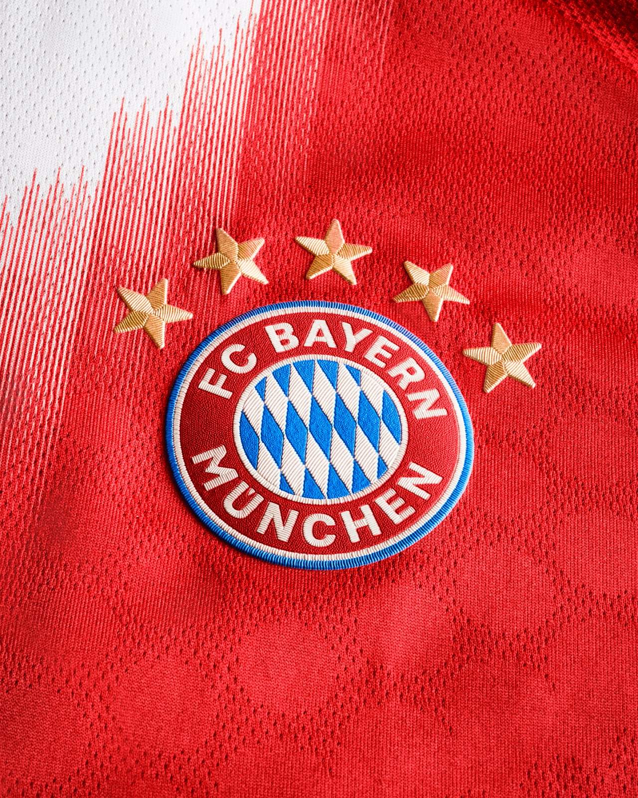 Camisa Bayern de Munich  Home 25/26 - Masculina Torcedor  Adidas - Vermelha e Branca